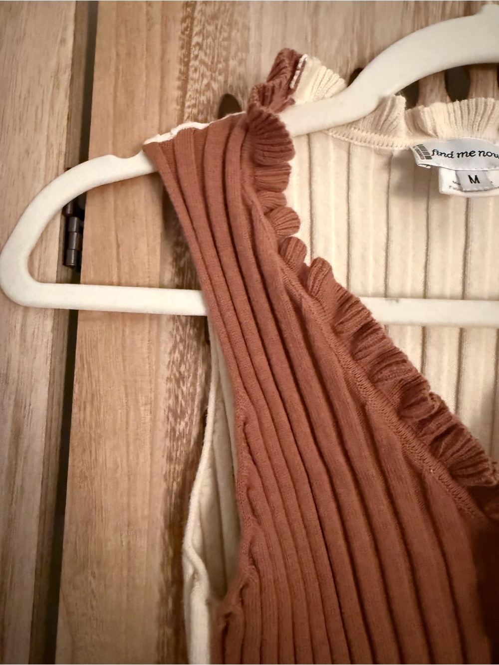 Find Me Now Colorblock Ribbed Ruffle Tank Top Size Medium - Picture 5 of 9